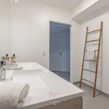 *disneyland-paris* 8personnes, Parking, Wifi